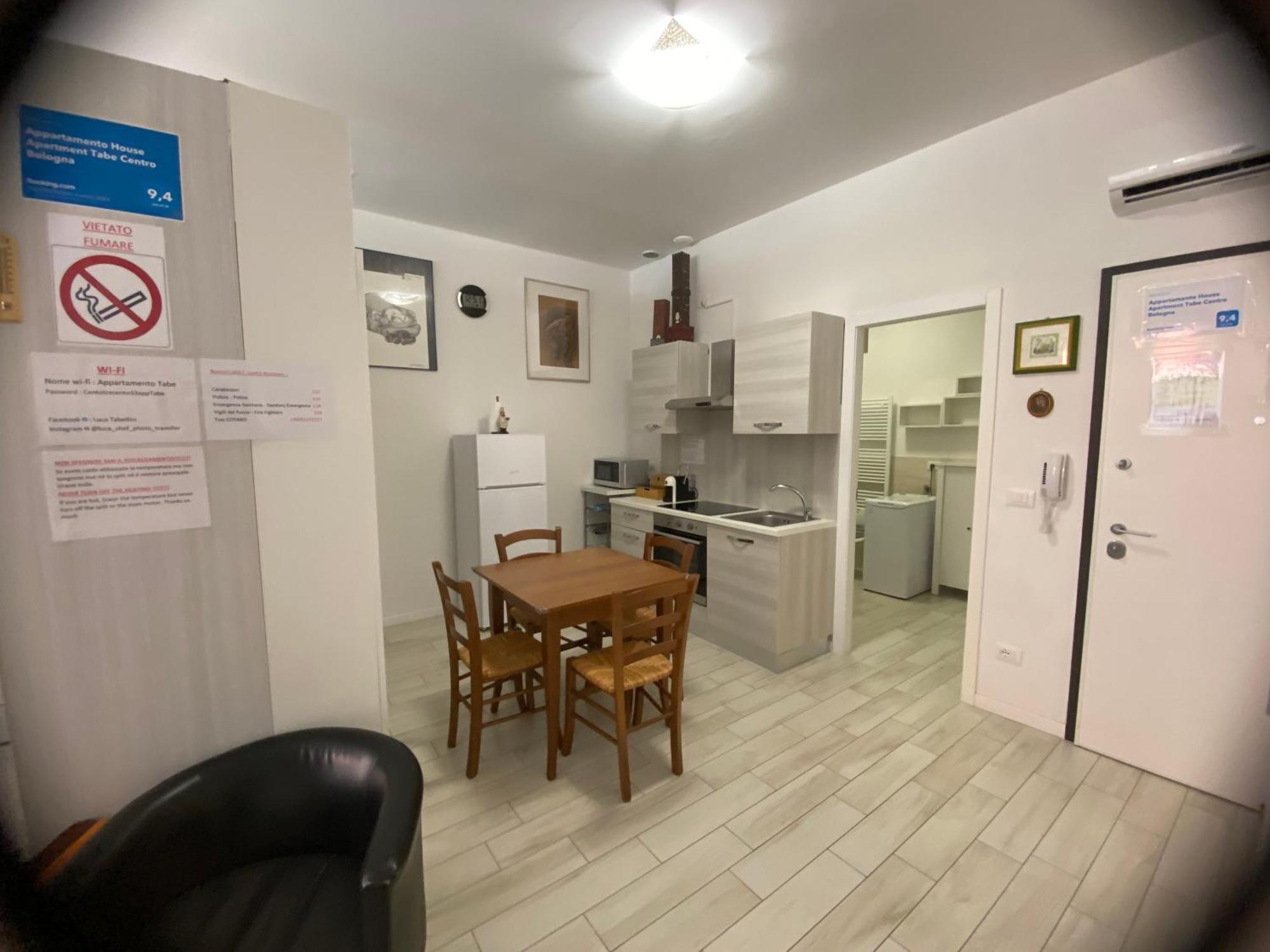 Appartamento House Apartment Tabe Centro Болонья Экстерьер фото